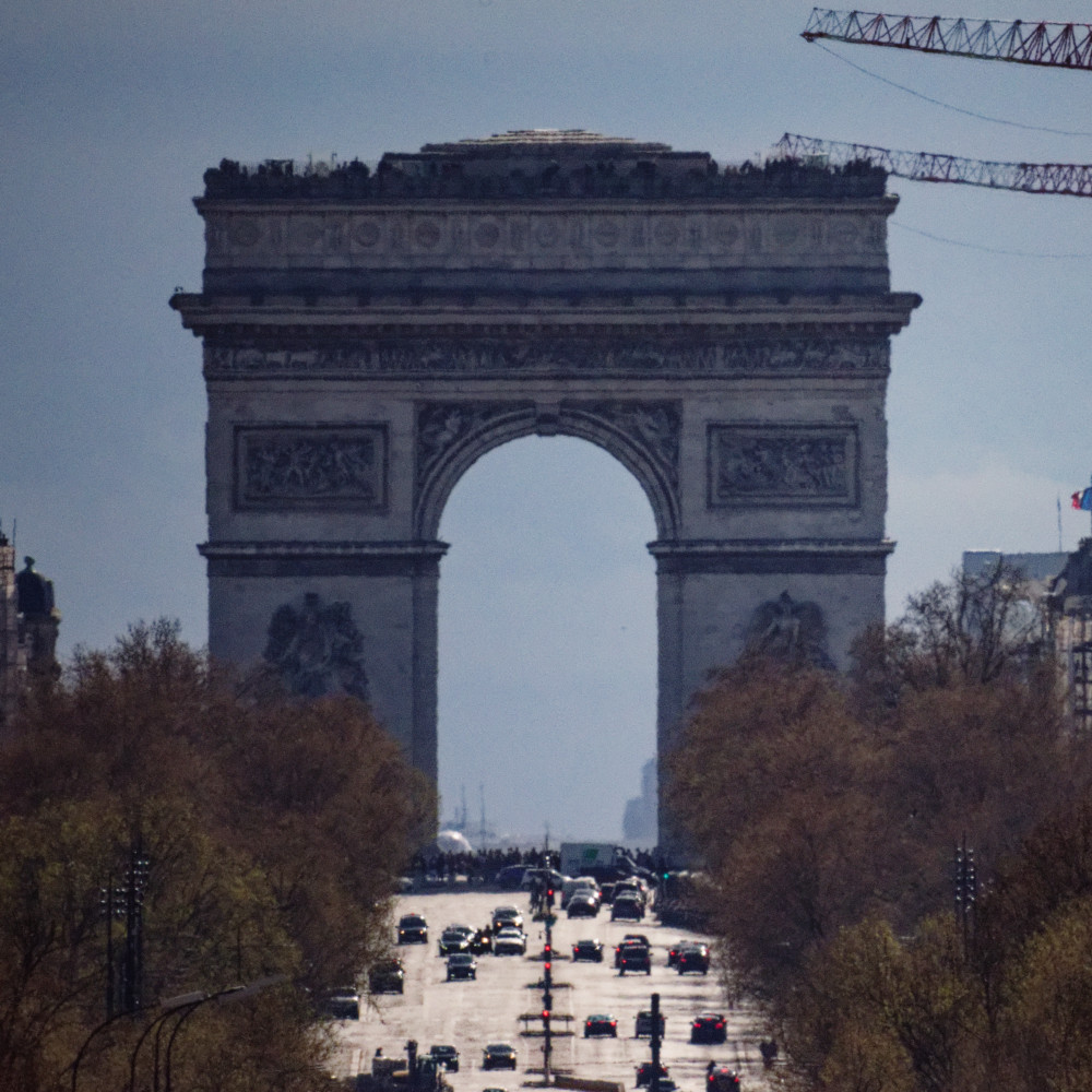 image: This is &lsquo;la d&eacute;fense (lxxvii) 6&rsquo;.