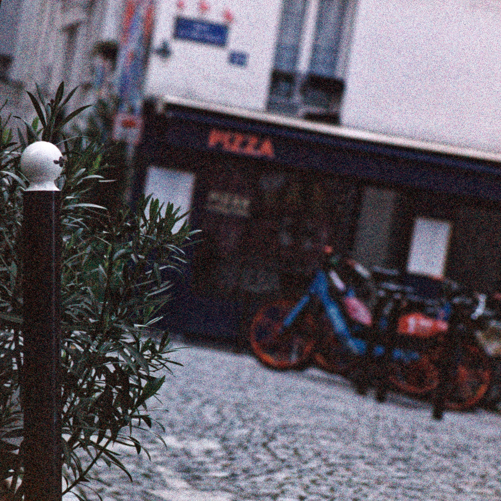 image: This is &lsquo;montmartre (xix) 5&rsquo;.