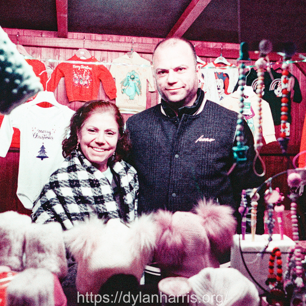 image: This is &lsquo;christmas market (ii) 6&rsquo;.