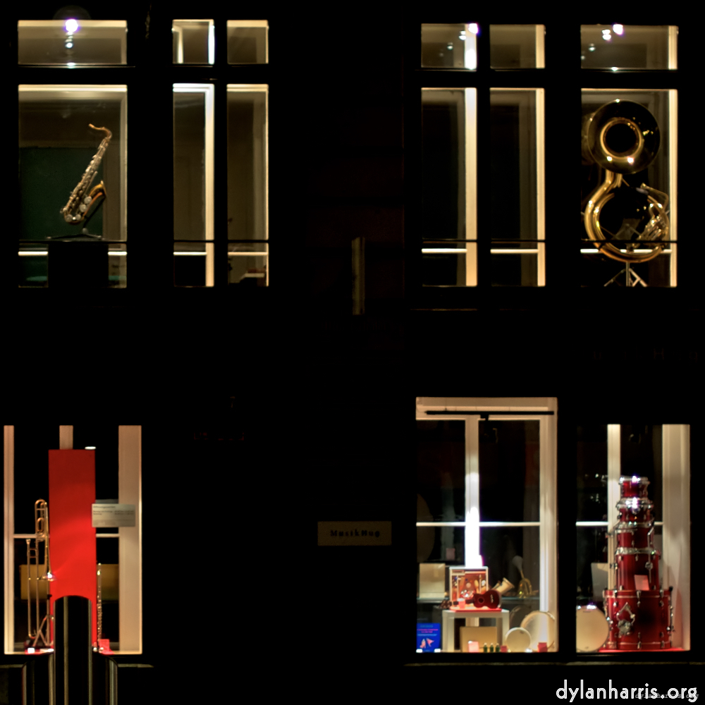 image: This is &lsquo;z&uuml;rich (iii) 8&rsquo;.