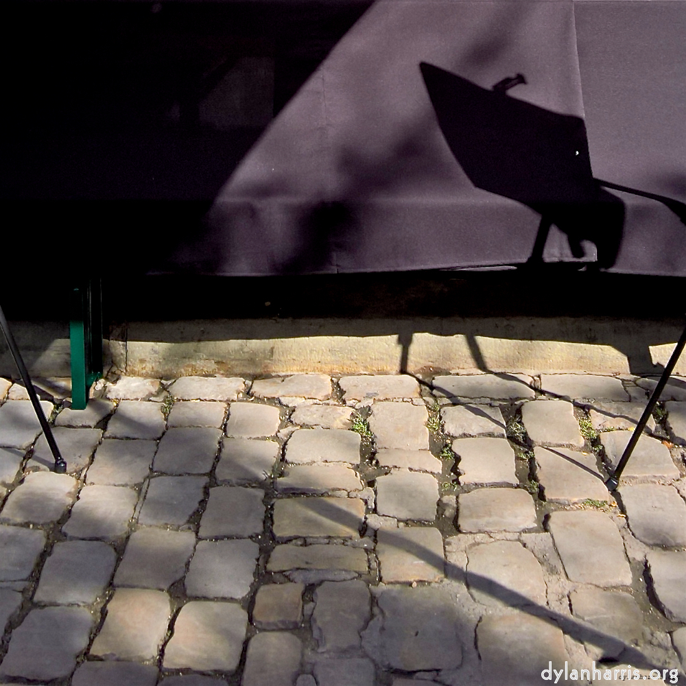 image: This is &lsquo;konscht am gronn (iii) 1&rsquo;.