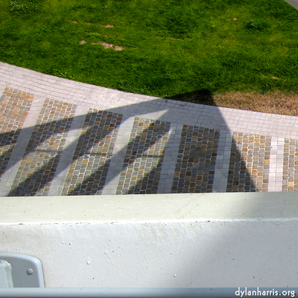 image: This is &lsquo;li&egrave;ge 1&rsquo;.