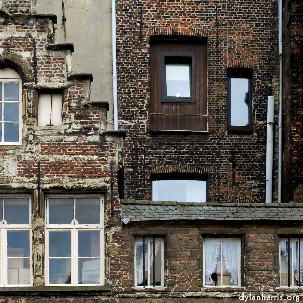 image: This is &lsquo;antwerp (iv) 5&rsquo;.