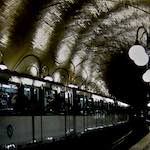 image: Image from the photoset &lsquo;metro (ii)&rsquo;.