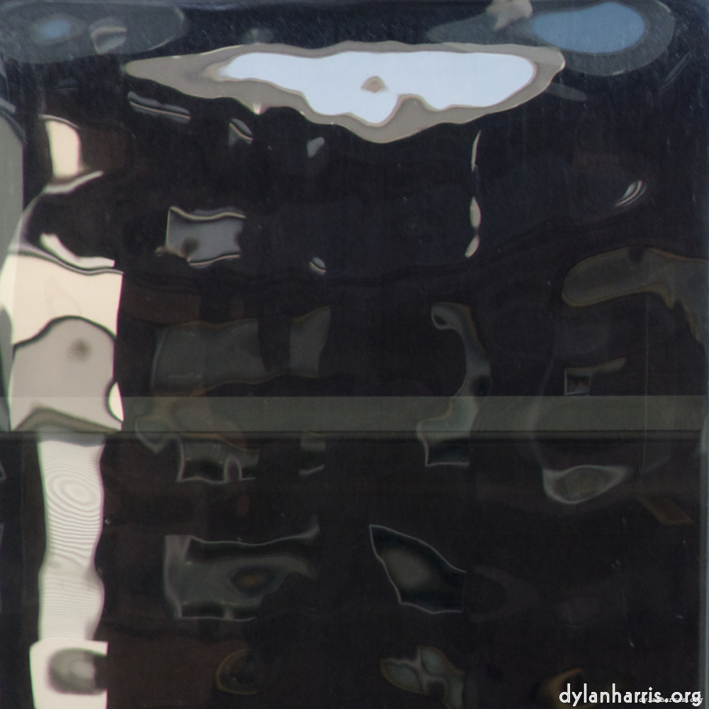 Image 'la d&eacute;fense (xxxviii) 4'.
