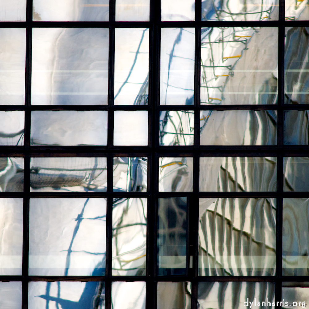 image: This is &lsquo;la d&eacute;fense (iii) 5&rsquo;.