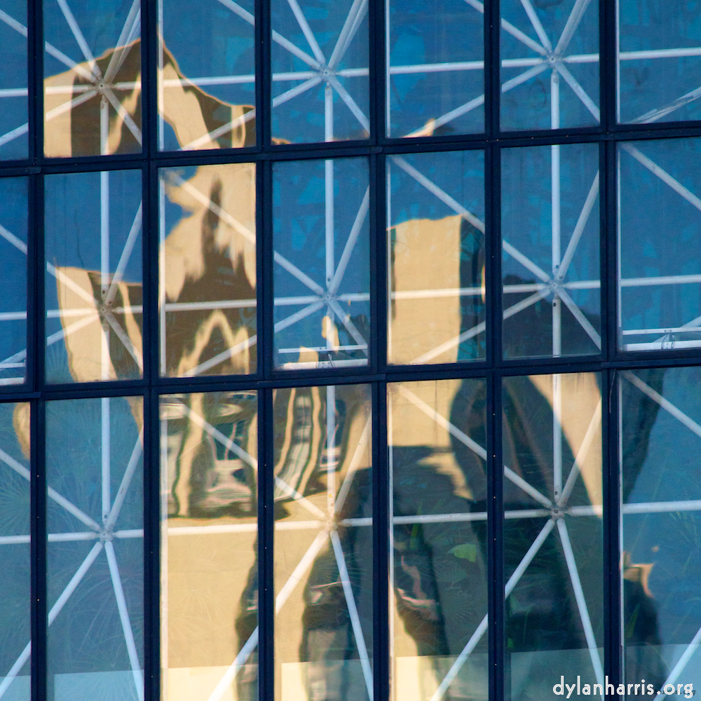 Image 'la d&eacute;fense (iii) 6'.