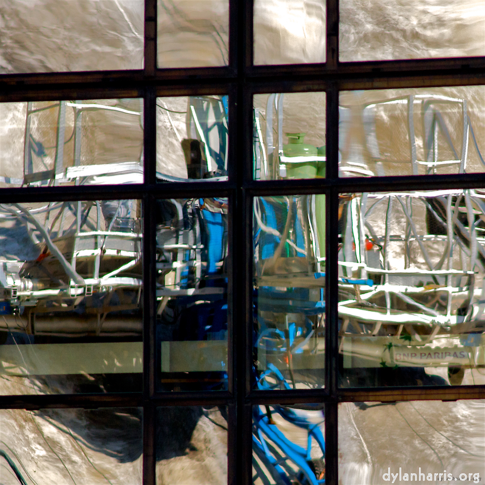 image: This is &lsquo;la d&eacute;fense (iv) 1&rsquo;.
