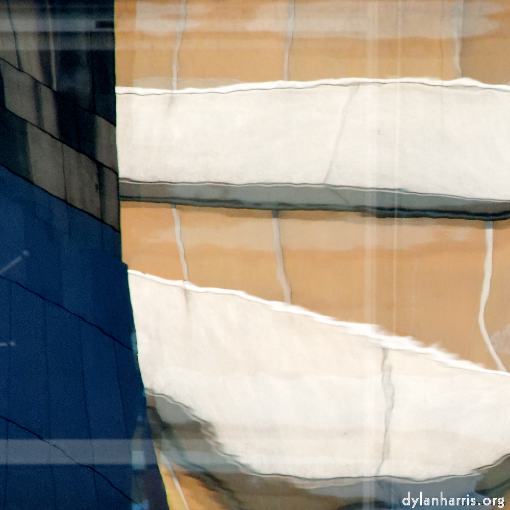 image: This is &lsquo;la d&eacute;fense (xix) 1&rsquo;.