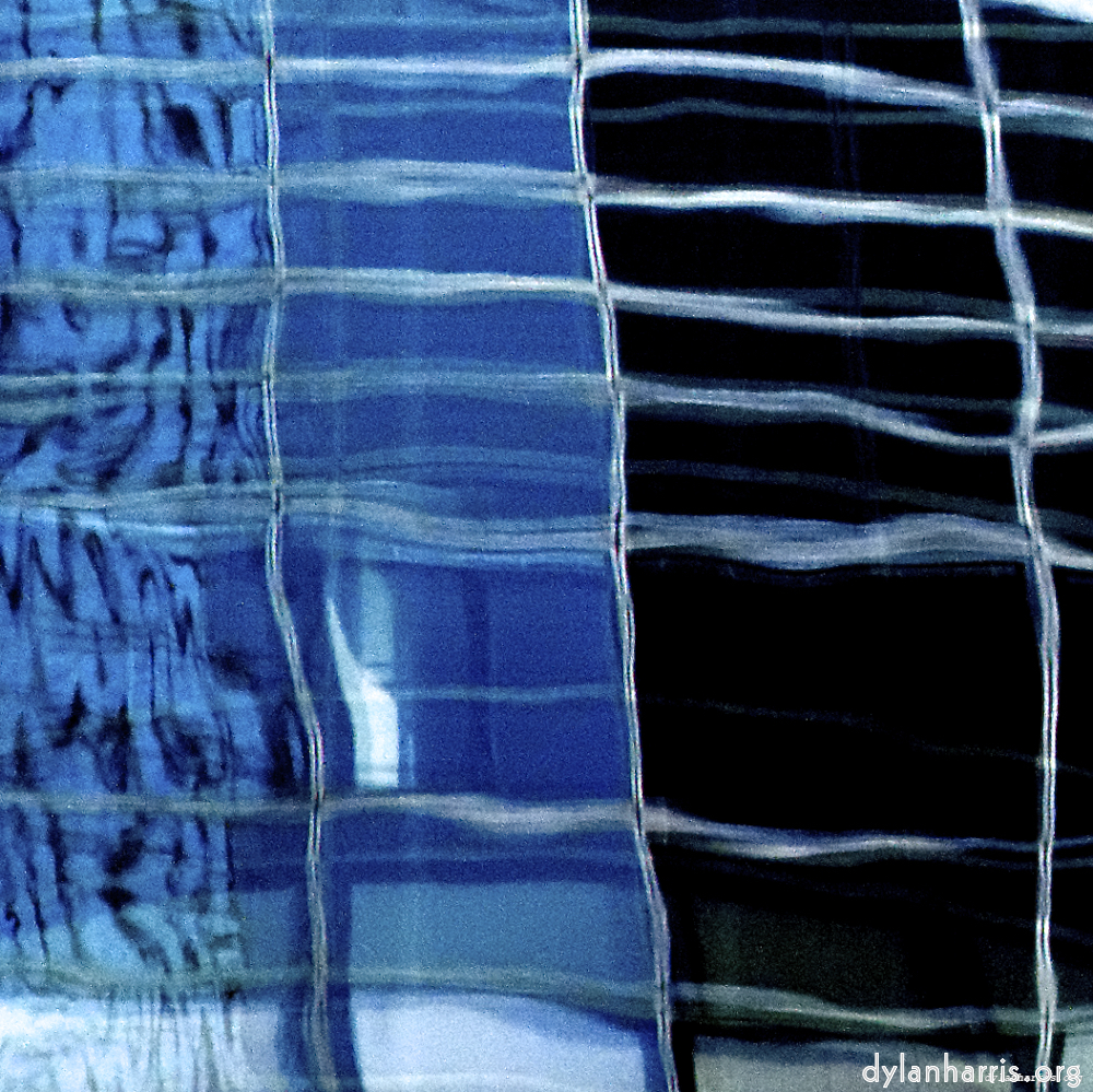 image: This is &lsquo;la d&eacute;fense (xx) 8&rsquo;.