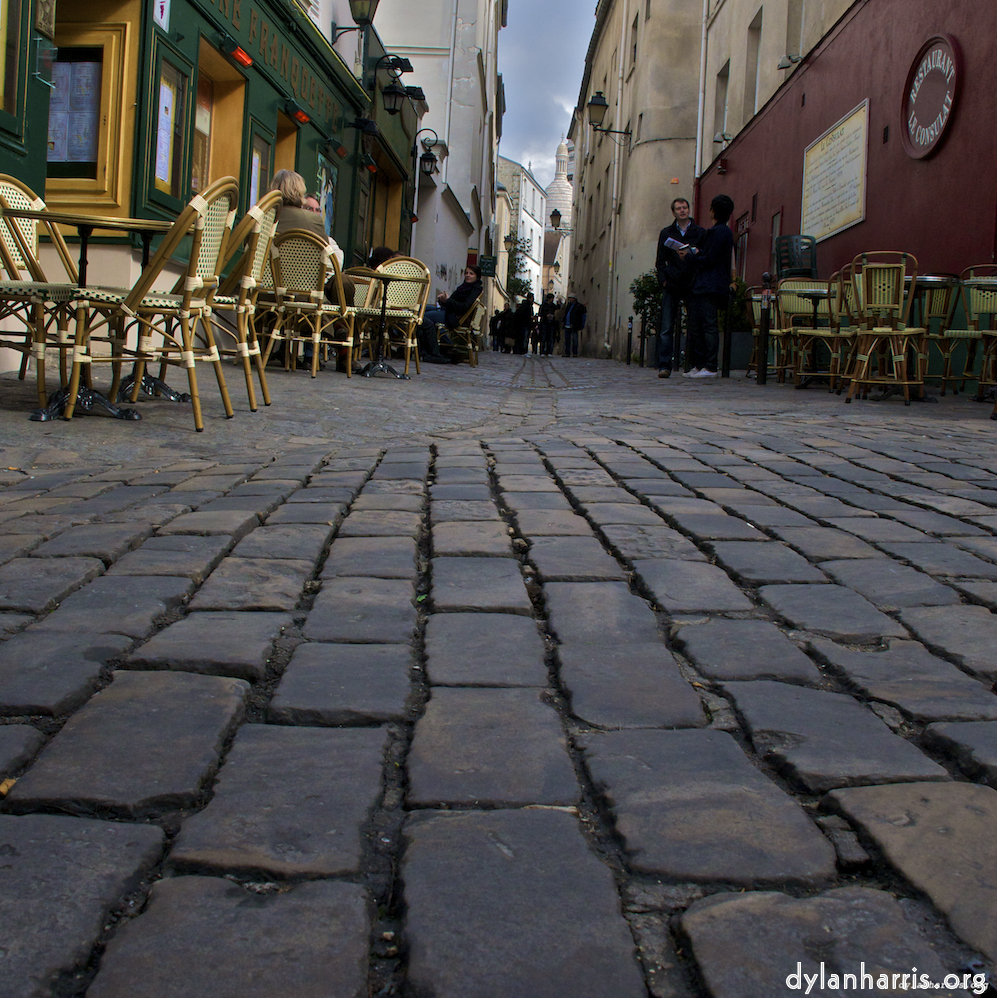 image: This is &lsquo;montmartre (ii) 10&rsquo;.