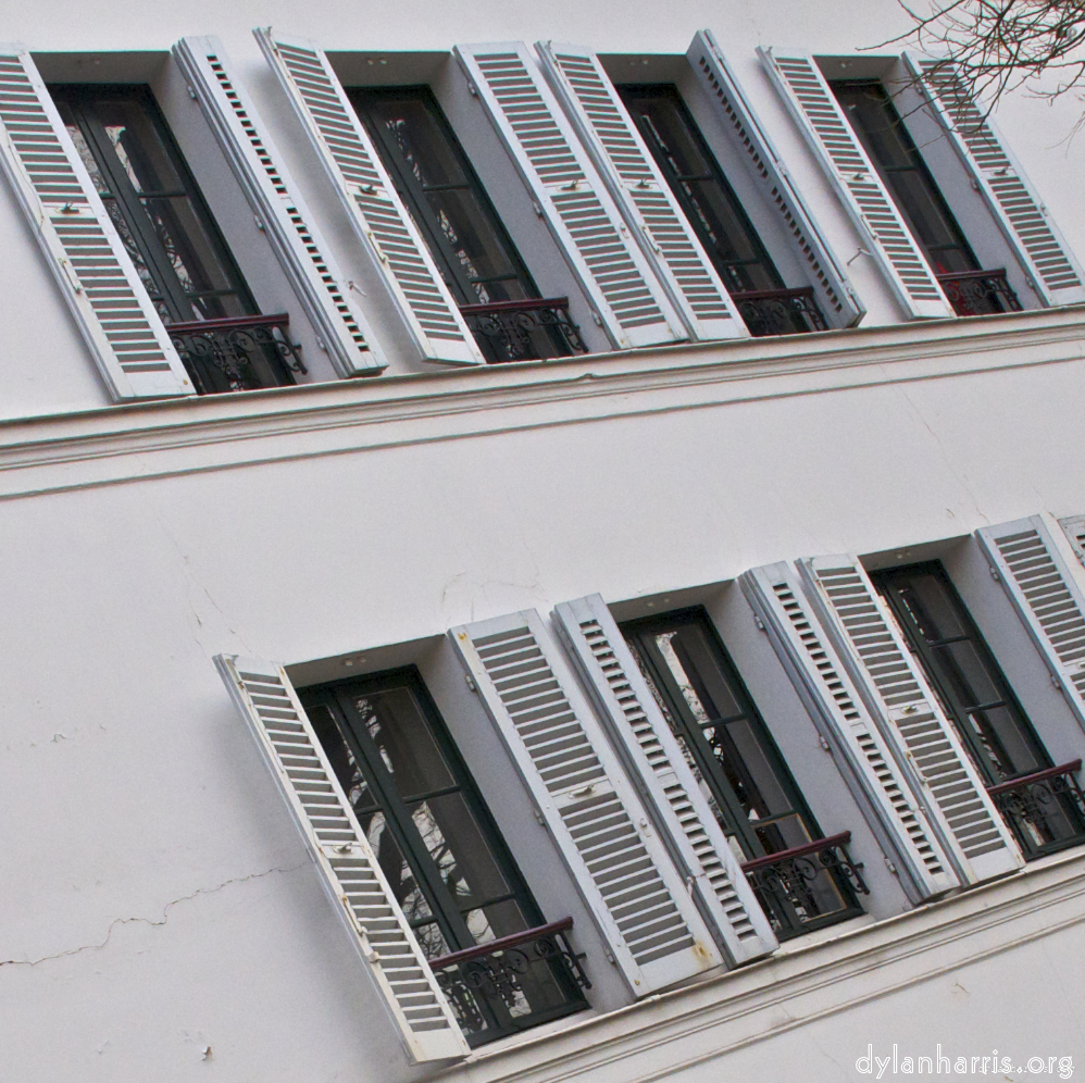 image: This is &lsquo;montmartre (ii) 11&rsquo;.