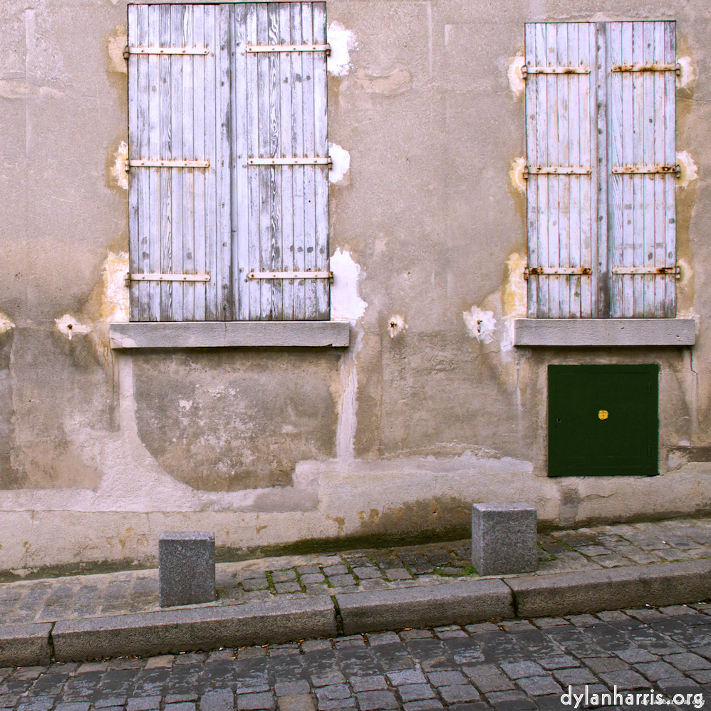 image: This is &lsquo;montmartre (ii) 7&rsquo;.