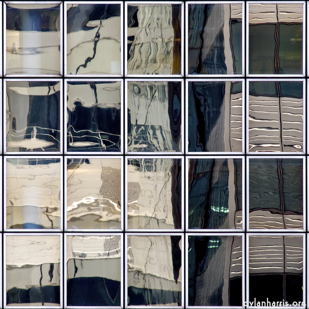 image: This is &lsquo;la d&eacute;fense (xi) 4&rsquo;.