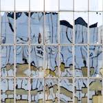 image: Image from the photoset &lsquo;la d&eacute;fense (xi)&rsquo;.