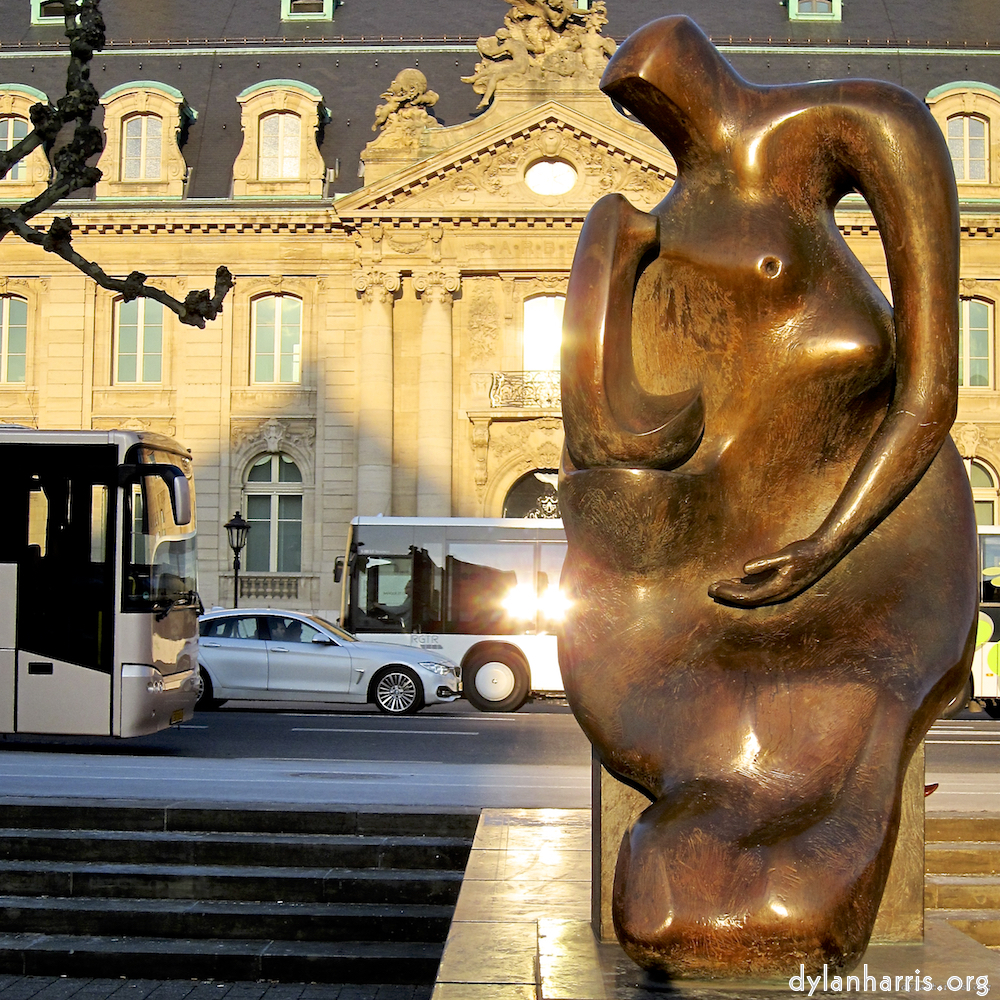 image: This is &lsquo;sculpture (v) 2&rsquo;.