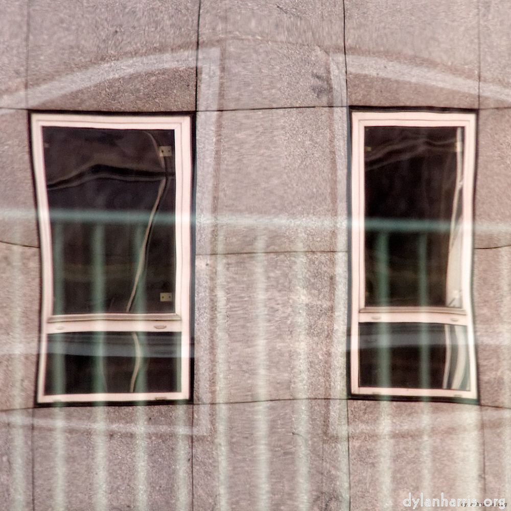 image: This is &lsquo;la d&eacute;fense (xxv) 5&rsquo;.