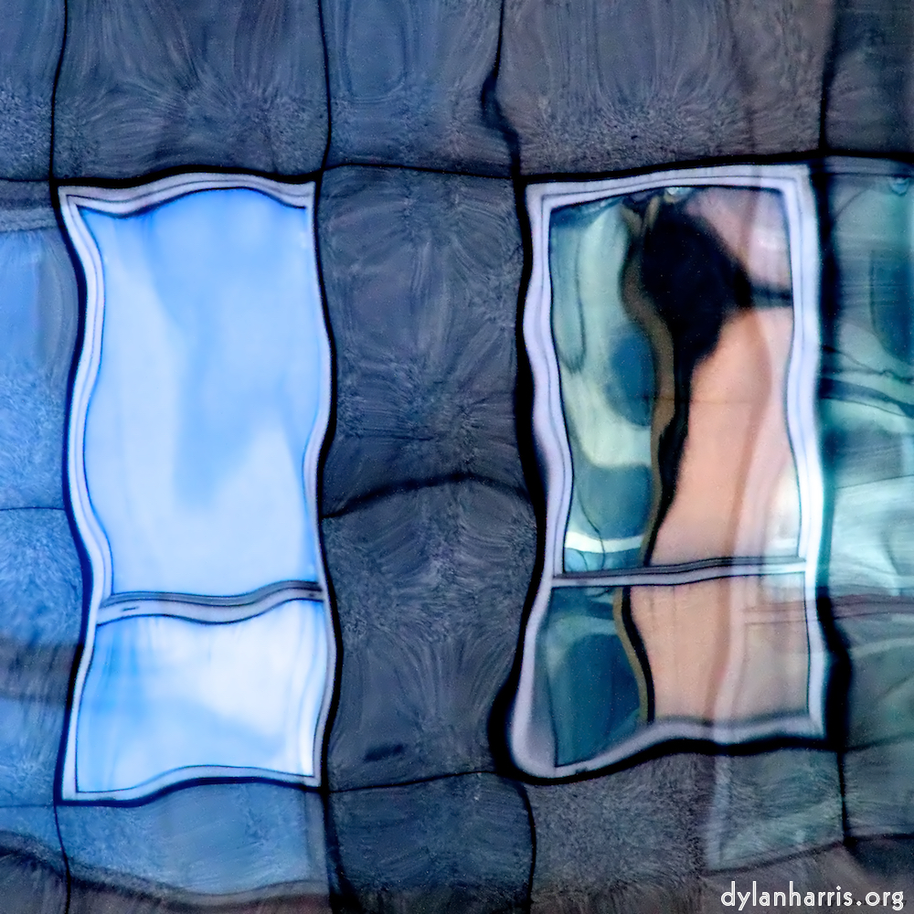 image: This is &lsquo;la d&eacute;fense (xxv) 6&rsquo;.