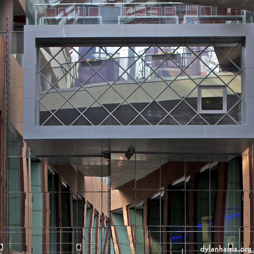 image: This is &lsquo;antwerpen centraal (ii) 1&rsquo;.