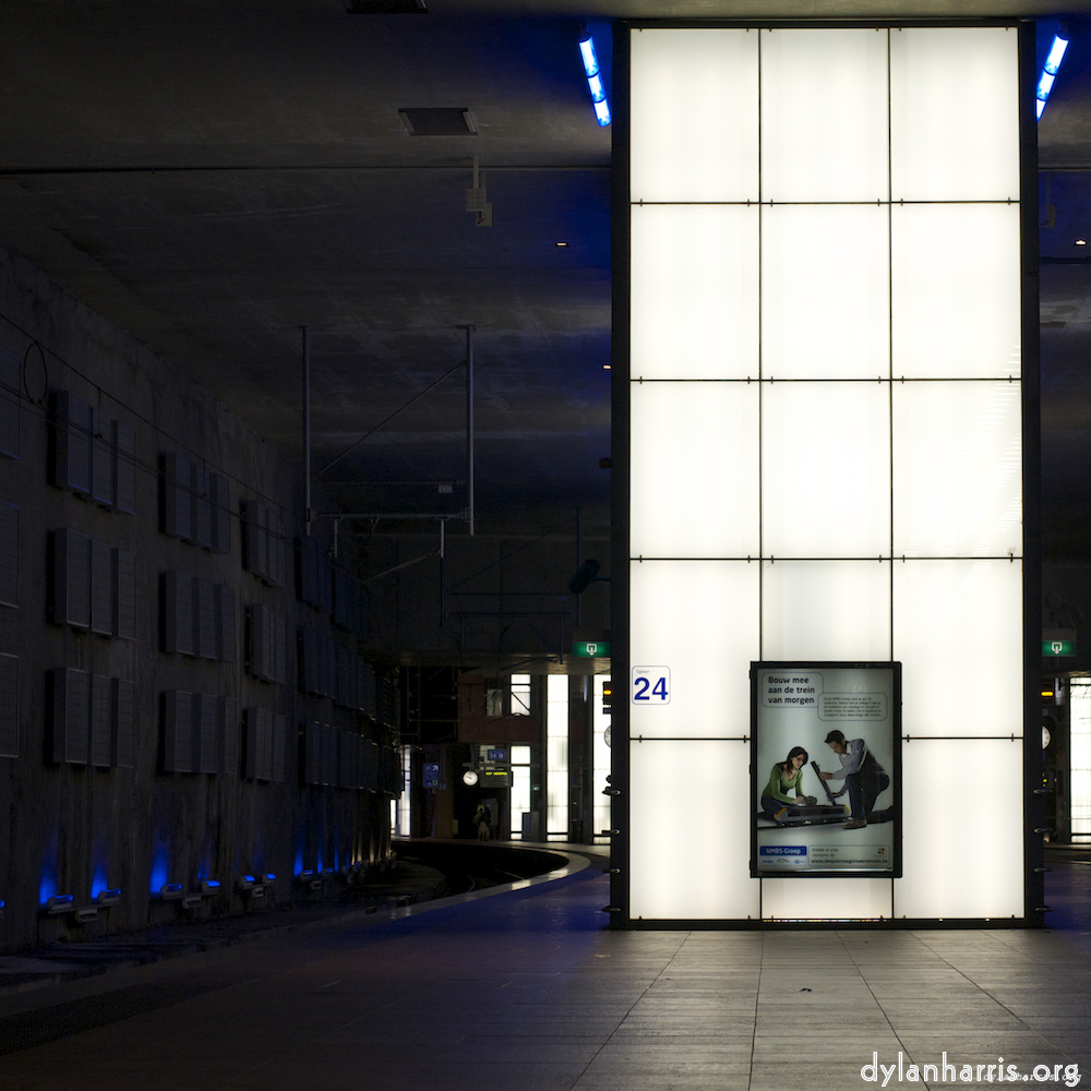 image: This is &lsquo;antwerpen centraal (ii) 2&rsquo;.