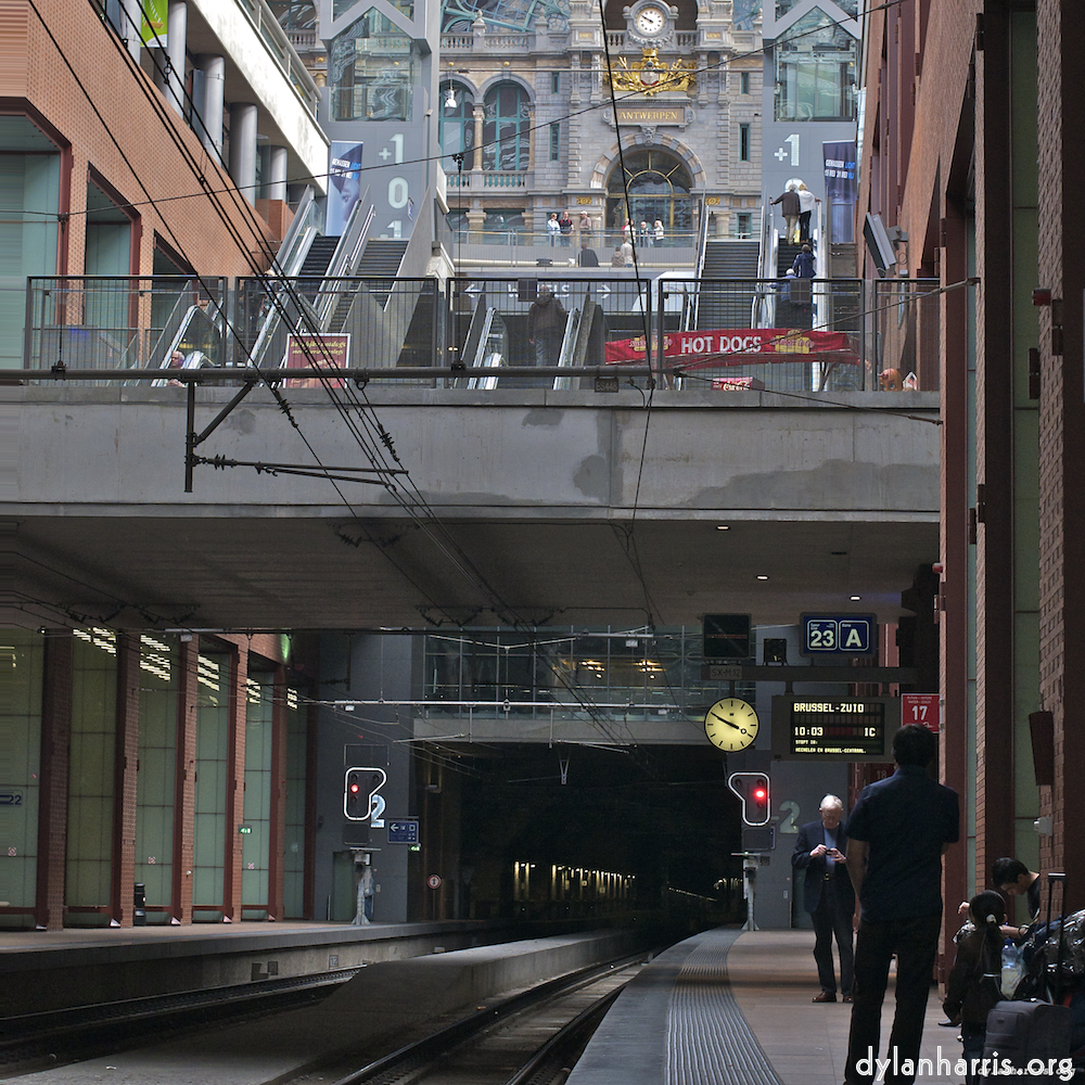 image: This is &lsquo;antwerpen centraal (ii) 3&rsquo;.