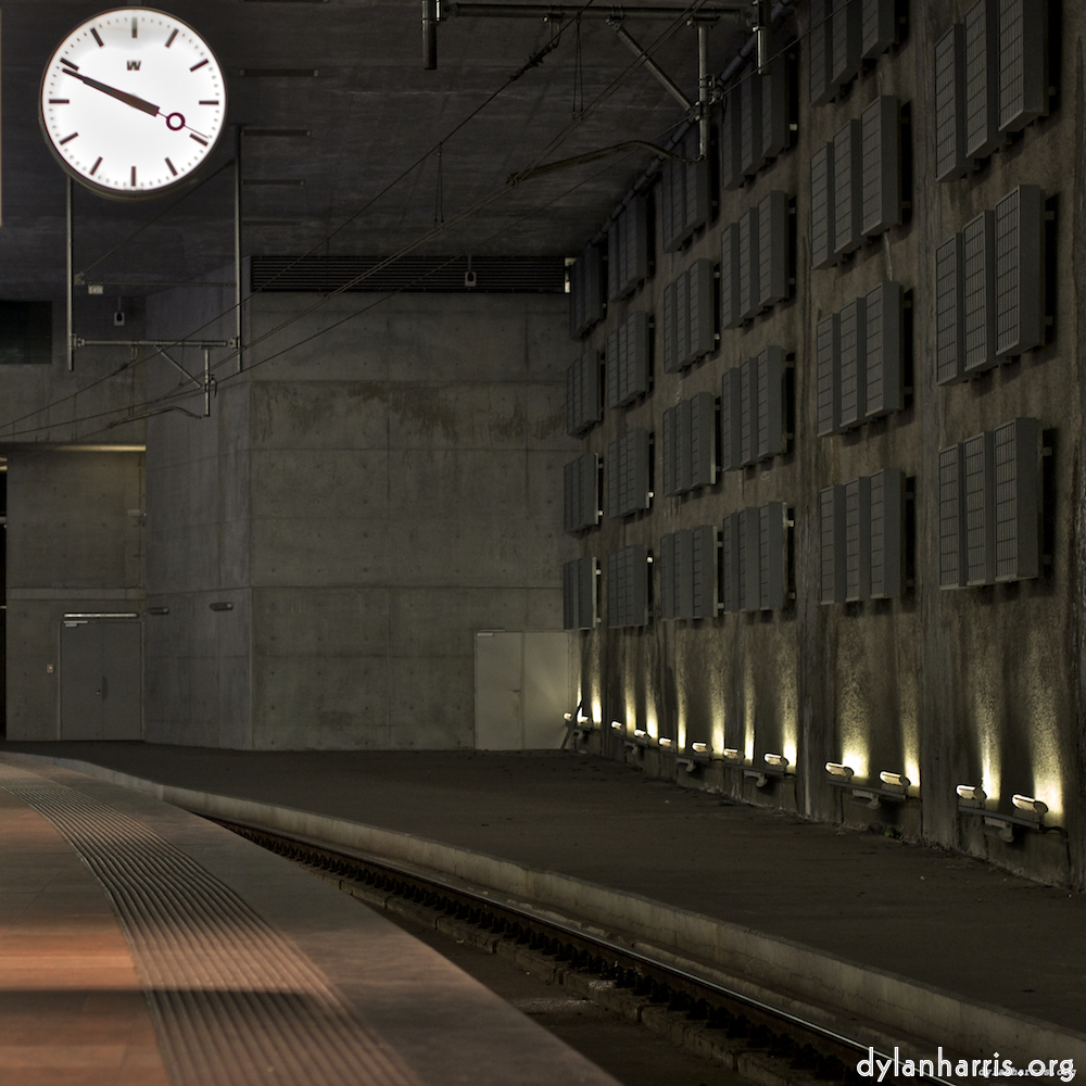 image: This is &lsquo;antwerpen centraal (ii) 8&rsquo;.