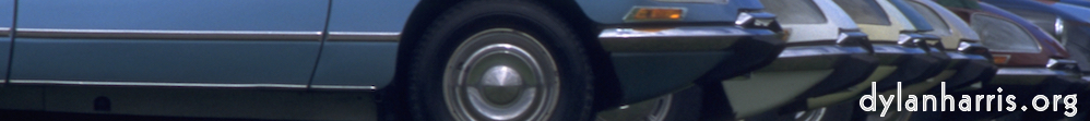 image: This is &lsquo;citro&euml;n (v) 1&rsquo;.
