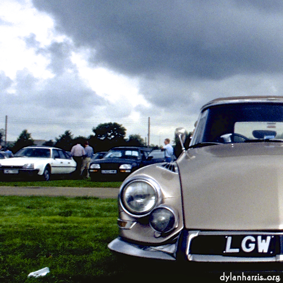 image: citro&euml;n