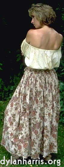 image: Voici &lsquo;lisa (ii) 4&rsquo;.