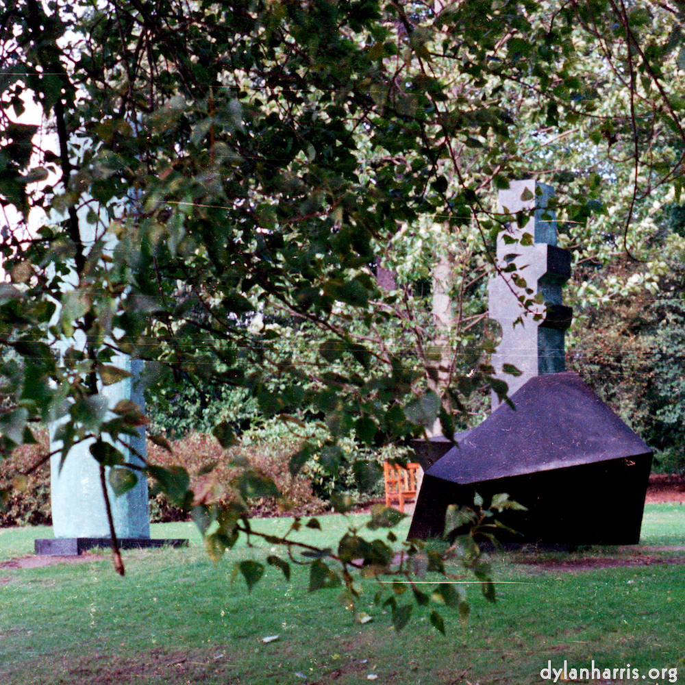 Image 'sculpture (ii) 1'.