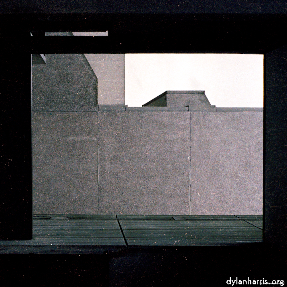 Image 'thamesmead (i) 6'.