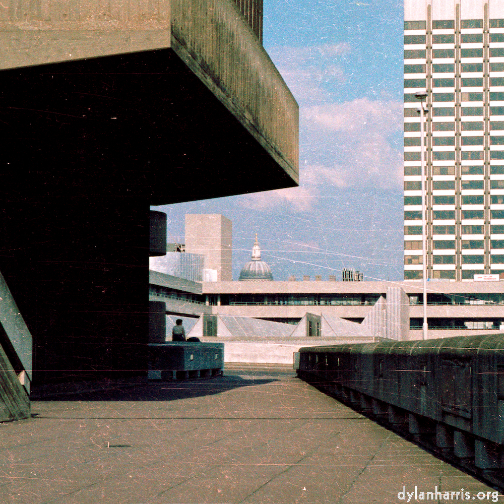 image: This is &lsquo;london (ii) 4&rsquo;.