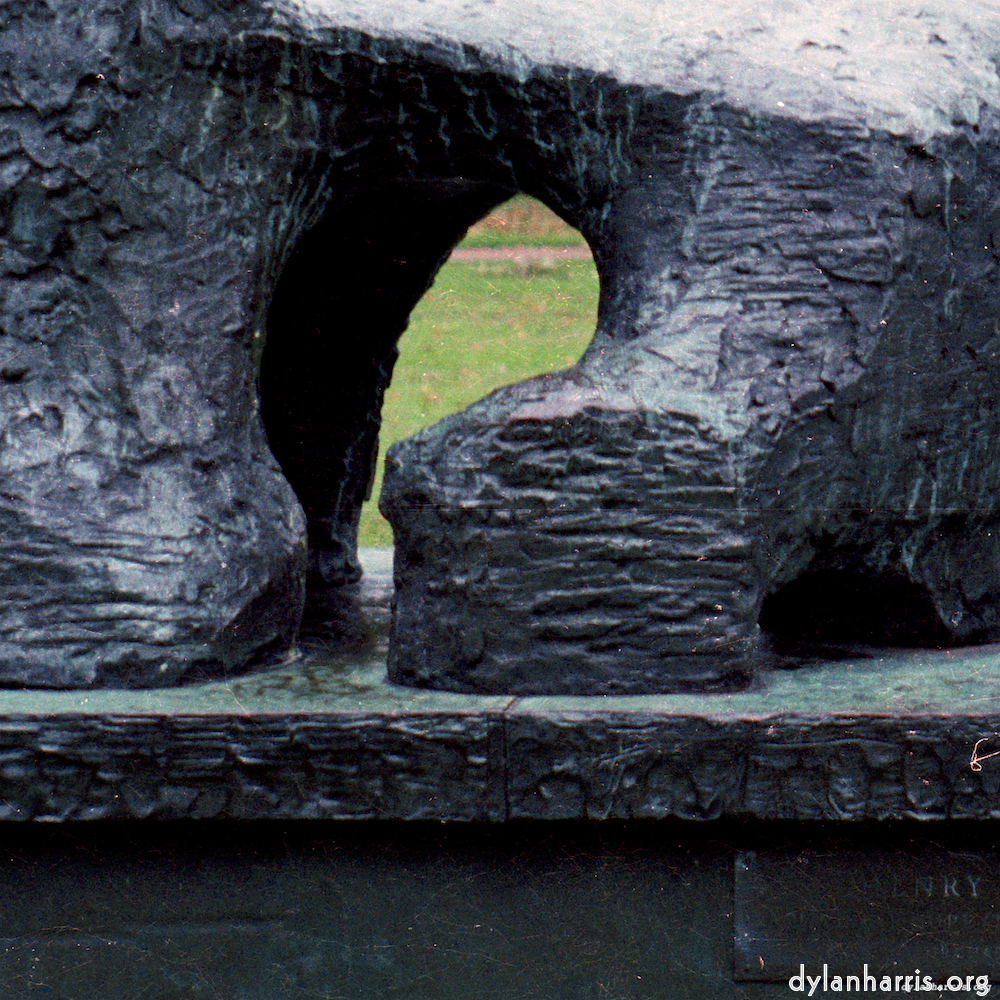 Image 'sculpture (i) 3'.