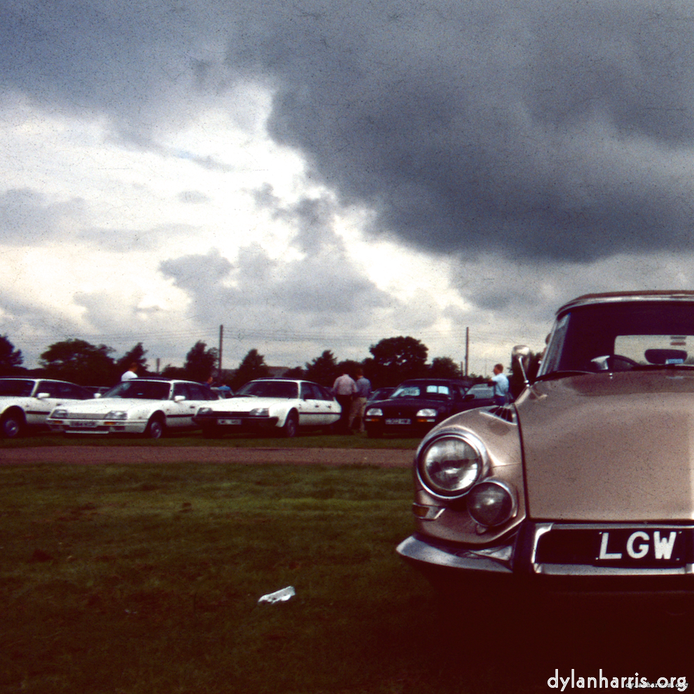 image: This is &lsquo;citro&euml;n (xxii) 8&rsquo;.